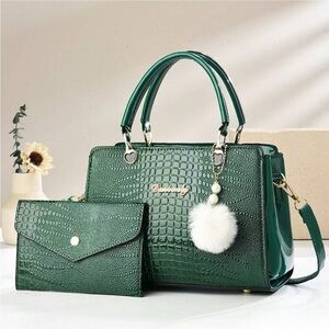 Elegant Lady Crocodile Green Handbag and Clutch Set